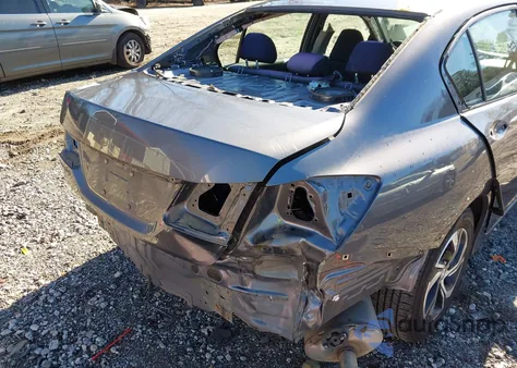 2016 Honda Accord Lx z USA, uszkodzony, nr VIN 1HGCR2F31GA233357